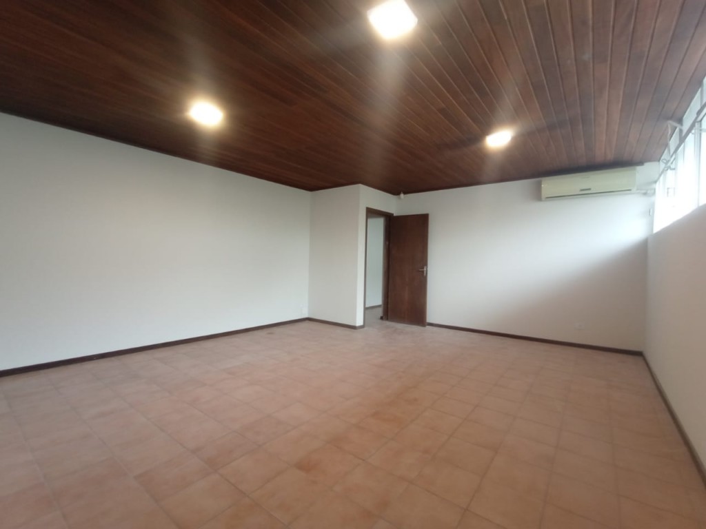 Conjunto Comercial / Sala para locacao no Alto da XV em Curitiba com 54,8m² por R$ 2.100,00