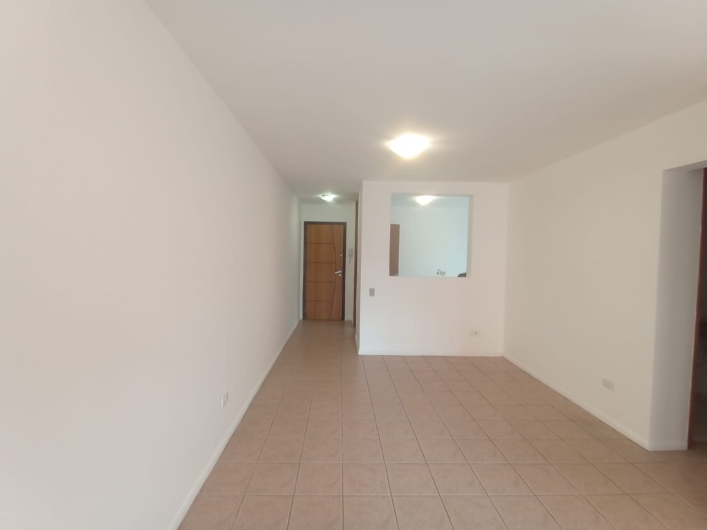Apartamento para locacao no Ahu em Curitiba com 113,93m² por R$ 3.840,00