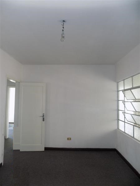 Conjunto Comercial / Sala para locacao no Centro em Curitiba com 110m² por R$ 2.040,00
