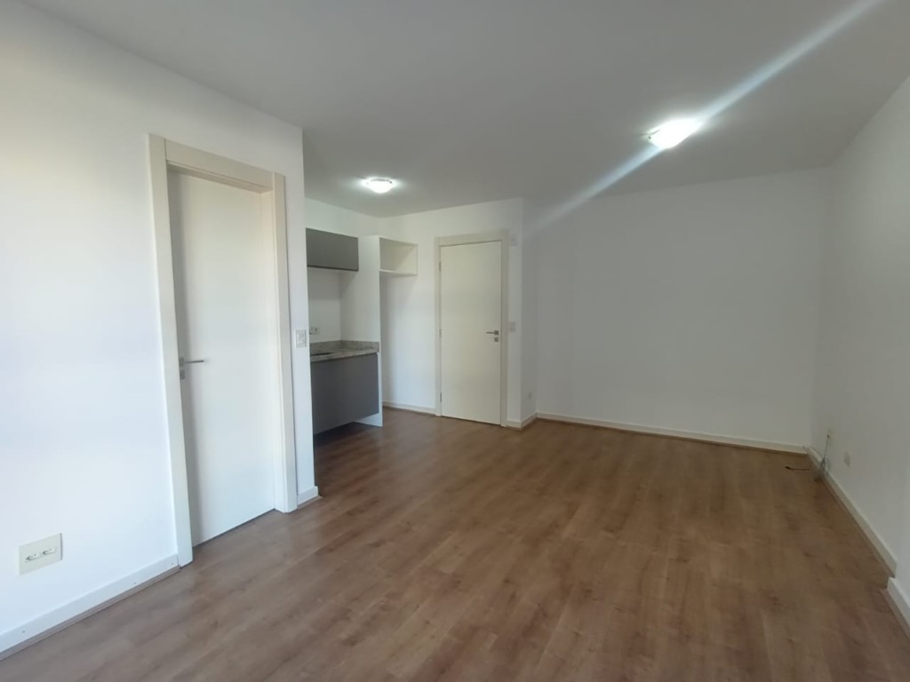 Apartamento para locacao no Alto da Gloria em Curitiba com 35,76m² por R$ 2.040,00