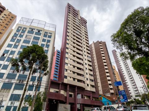 Apartamento para locacao no Agua Verde em Curitiba com 147,7m² por R$ 3.360,00