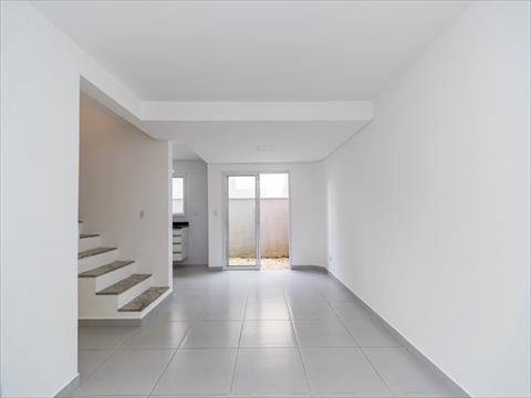 Sobrado para locacao no Bairro Alto em Curitiba com 81m² por R$ 3.360,00