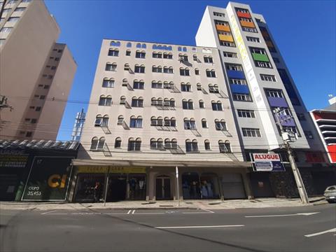 Apartamento para locacao no Centro em Curitiba com 64,6m² por R$ 2.040,00