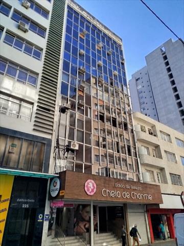 Conjunto Comercial / Sala para locacao no Centro em Curitiba com 255m² por R$ 3.600,00