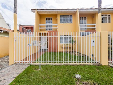 Sobrado para locacao no Capao da Imbuia em Curitiba com 163,94m² por R$ 4.560,00