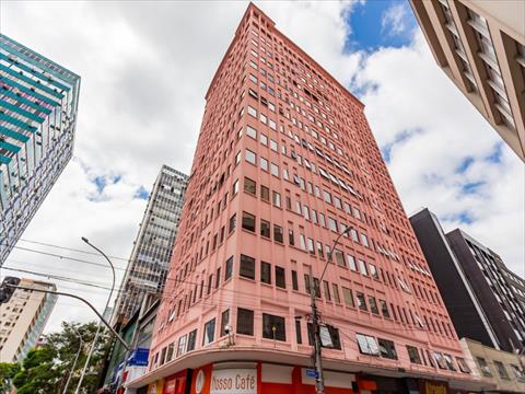 Conjunto Comercial / Sala para locacao no Centro em Curitiba com 29,4m² por R$ 1.200,00