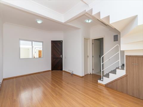 Sobrado para locacao no Guabirotuba em Curitiba com 115m² por R$ 4.680,00