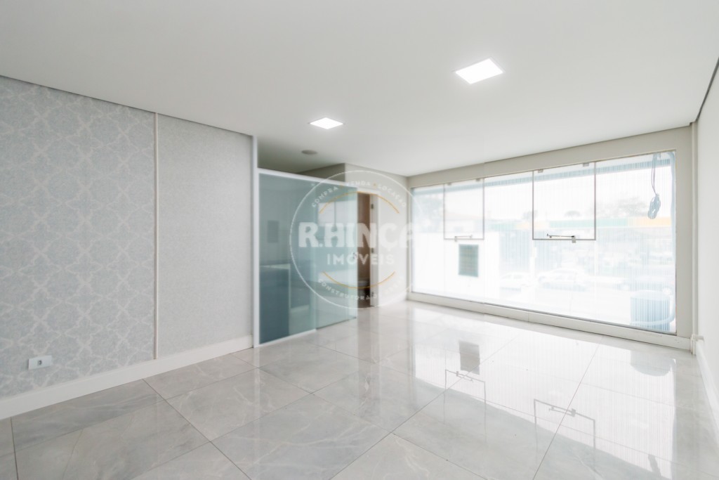 Sala para locacao no Capao Raso em Curitiba com 50m² por R$ 2.250,00