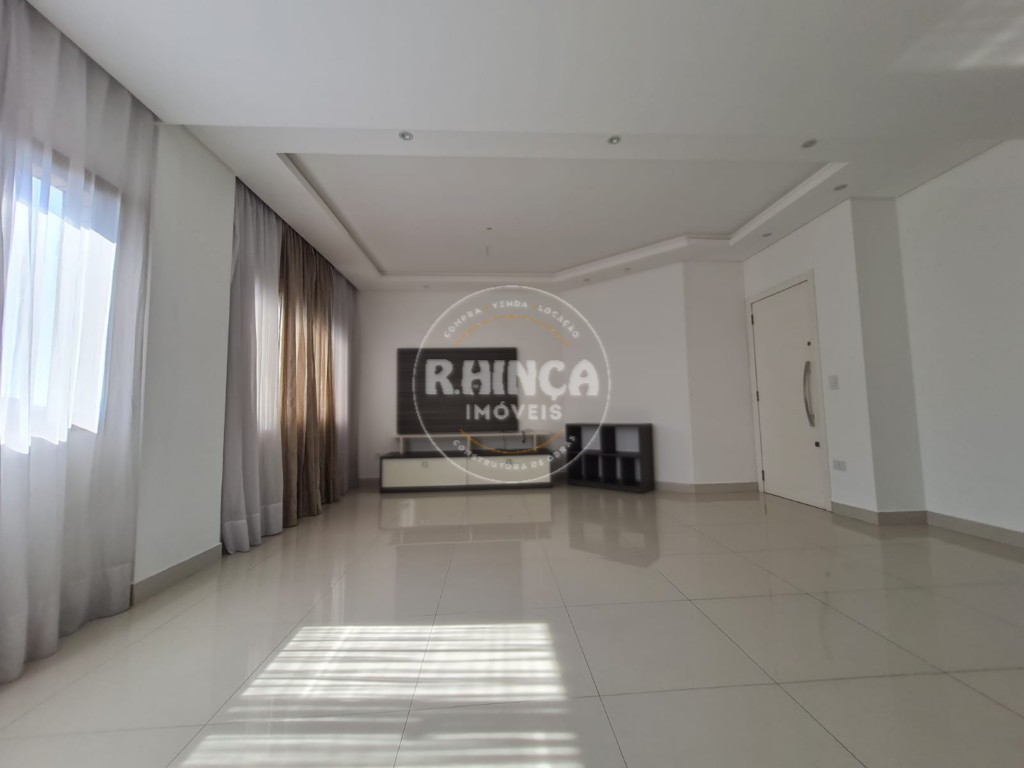 Apartamento para locacao no Capao Raso em Curitiba com 111m² por R$ 4.687,50