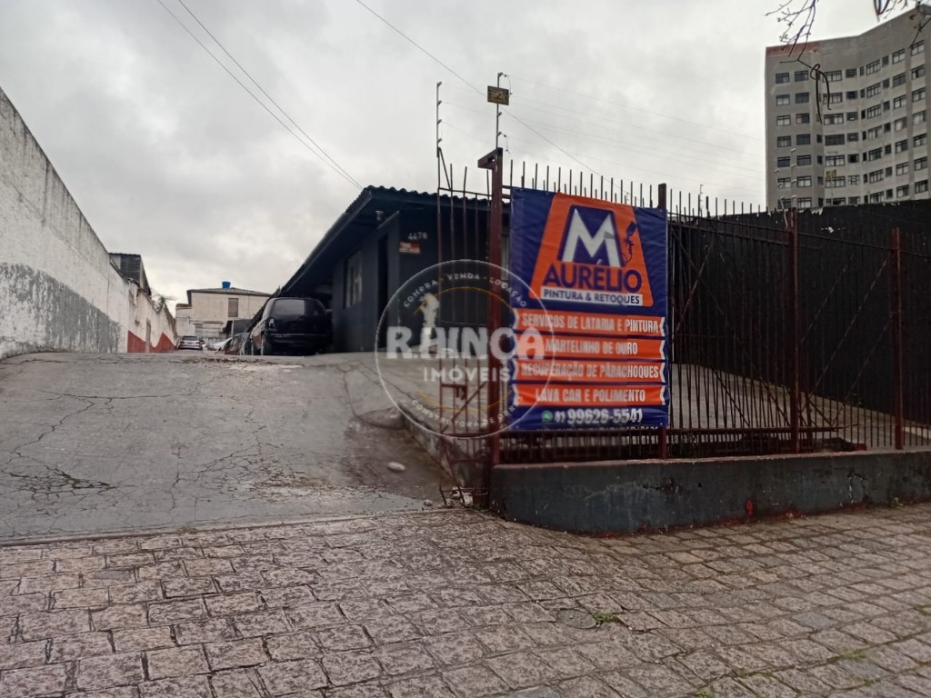 Terreno para venda no Capao Raso em Curitiba com 825m² por R$ 1.600.000,00