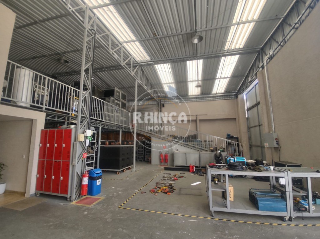 Barracão para venda no Centro em Pinhais com 591m² por R$ 2.780.000,00
