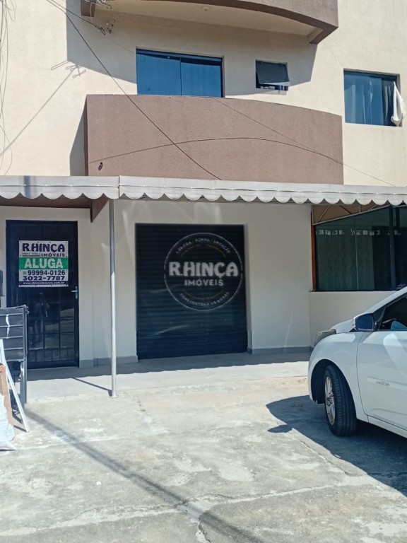Loja para locacao no Sitio Cercado em Curitiba com 30m² por R$ 2.750,00