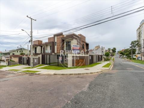 Sobrado para venda no Capao Raso em Curitiba com 132m² por R$ 985.000,00