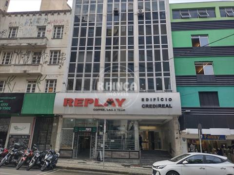 Sala no Centro em Curitiba Sala para venda no Centro em Curitiba com 42m² por R$ 90.000,00
