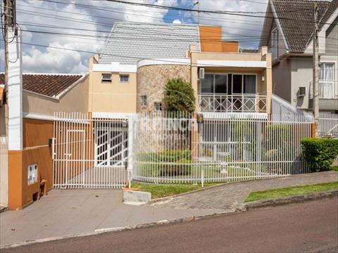 Residência para venda no Xaxim em Curitiba com 444m² por R$ 1.700.000,00