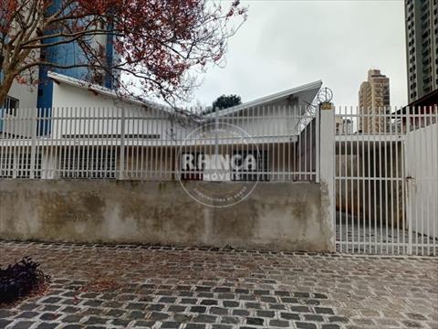 Residência Comercial para locacao no Cristo Rei em Curitiba com 300m² por R$ 11.250,00