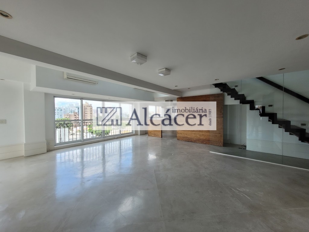 Apartamento para locacao no Bigorrilho em Curitiba com 250m² por R$ 8.125,00