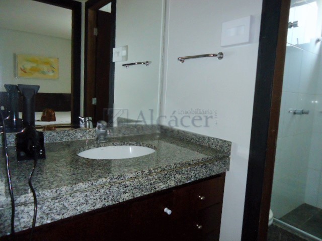 Apartamento para locacao no Bigorrilho em Curitiba com 65m² por R$ 2.812,00