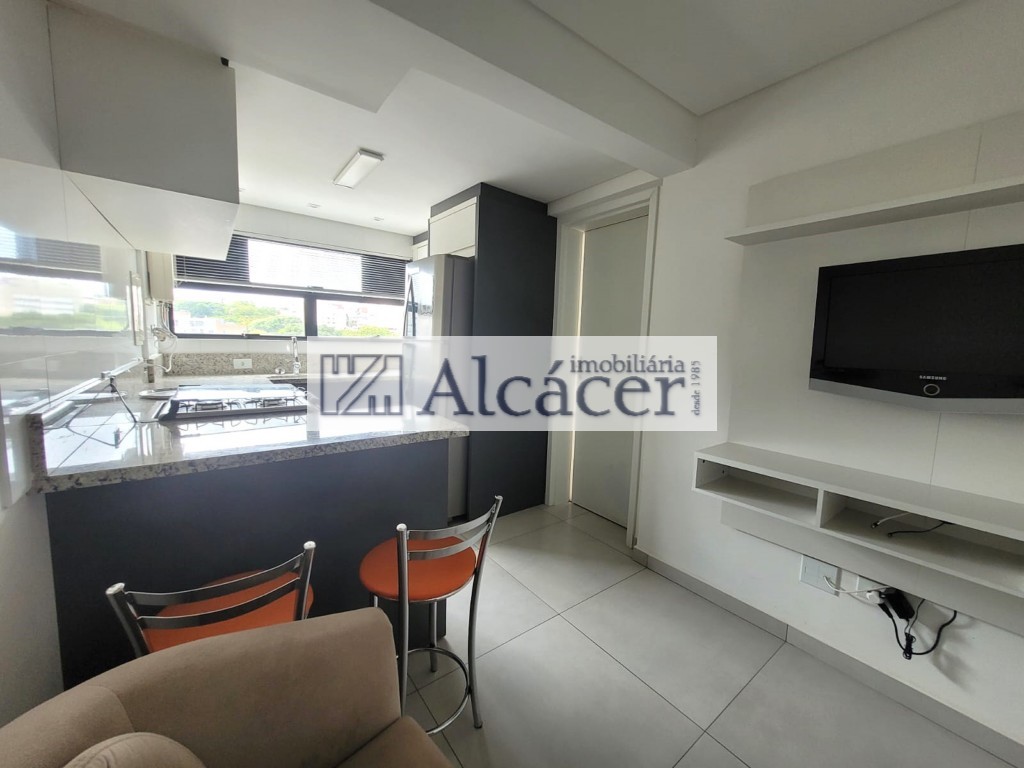 Apartamento para locacao no Merces em Curitiba com 40m² por R$ 2.625,00