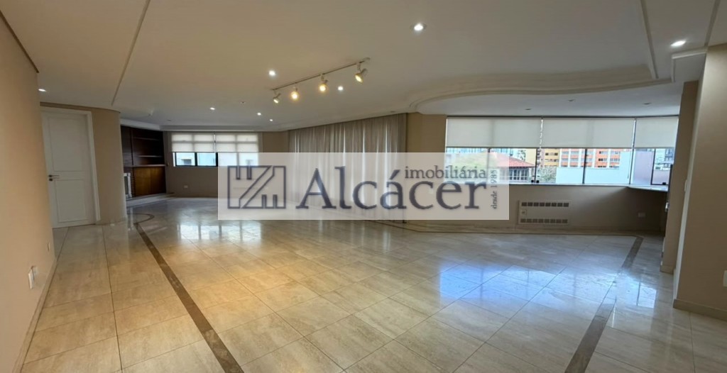 Apartamento para locacao no Bigorrilho em Curitiba com 236m² por R$ 7.375,00
