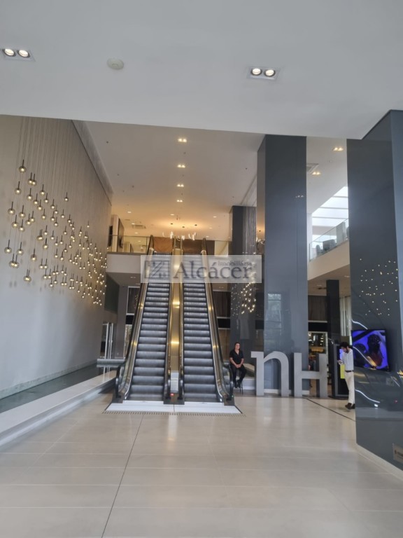 Apartamento para locacao no Centro em Curitiba com 101m² por R$ 6.875,00