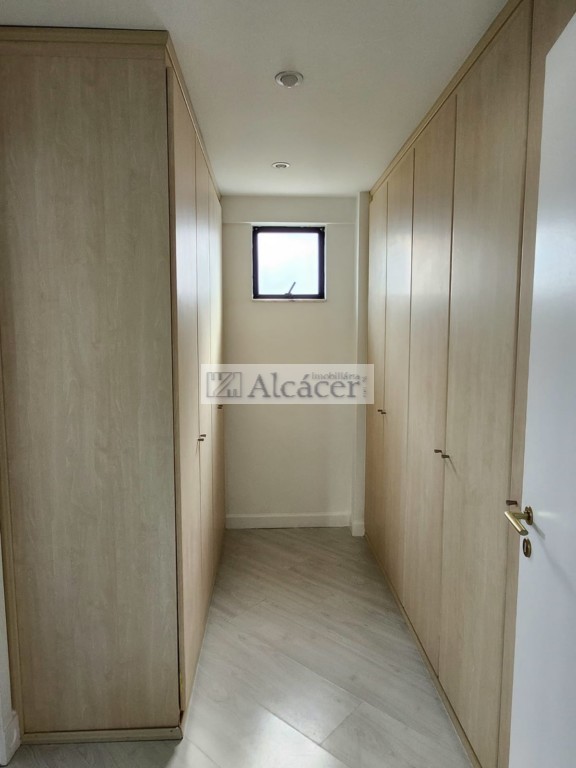 Apartamento à venda em Ecoville, Curitiba — Imobiliária Razão