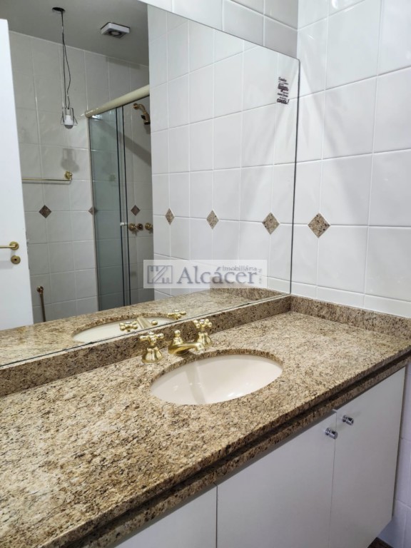Apartamento à venda em Ecoville, Curitiba — Imobiliária Razão