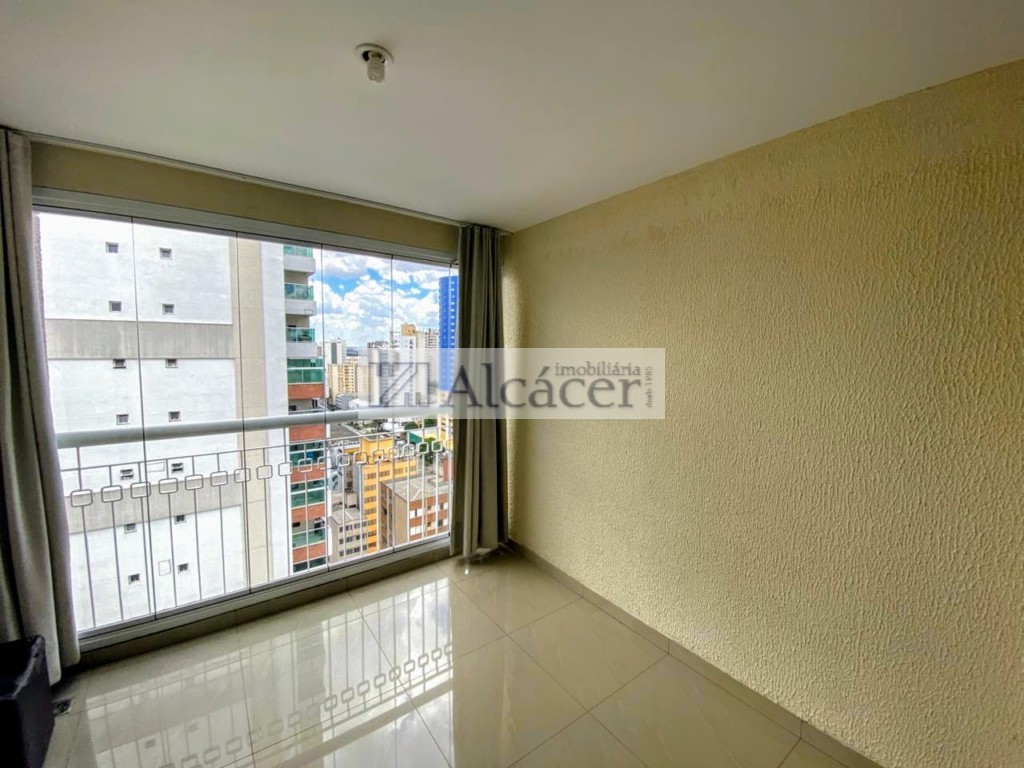 Apartamento para locacao no Centro em Curitiba com 152m² por R$ 6.000,00