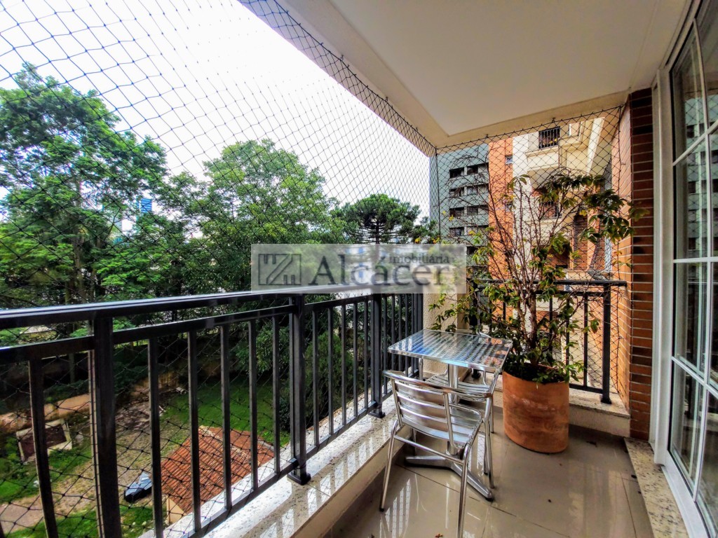 Apartamento para locacao no Merces em Curitiba com 131m² por R$ 5.750,00