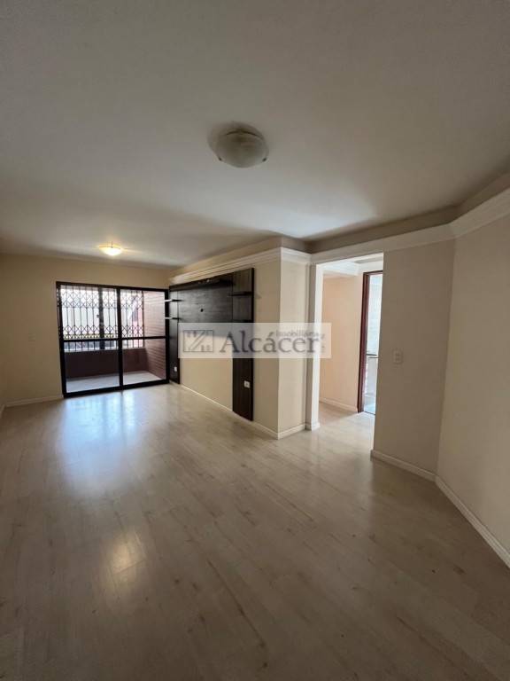 Apartamento para locacao no Bigorrilho em Curitiba com 207m² por R$ 4.750,00