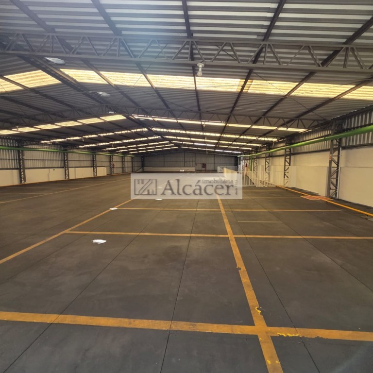 Loja para locacao no Centro em Curitiba com 2.031m² por R$ 30.000,00
