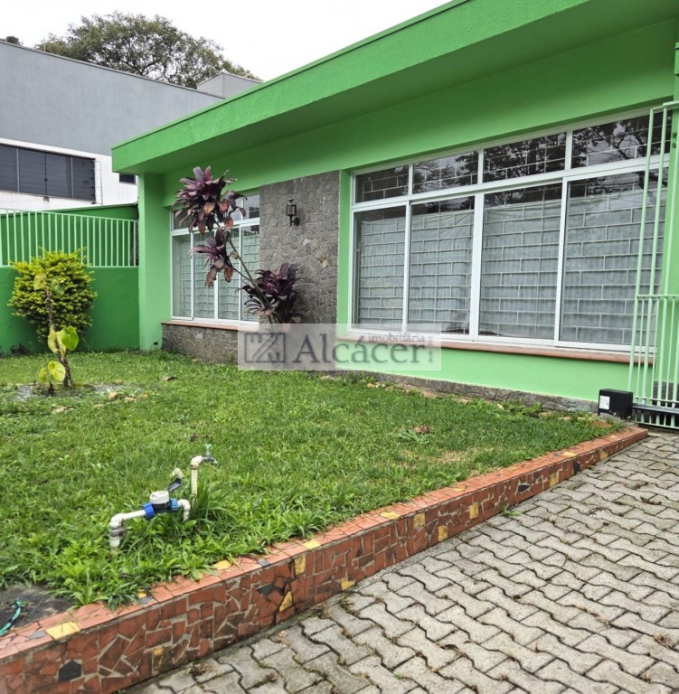 Casa Residencial para locacao no Bigorrilho em Curitiba com 549m² por R$ 8.750,00