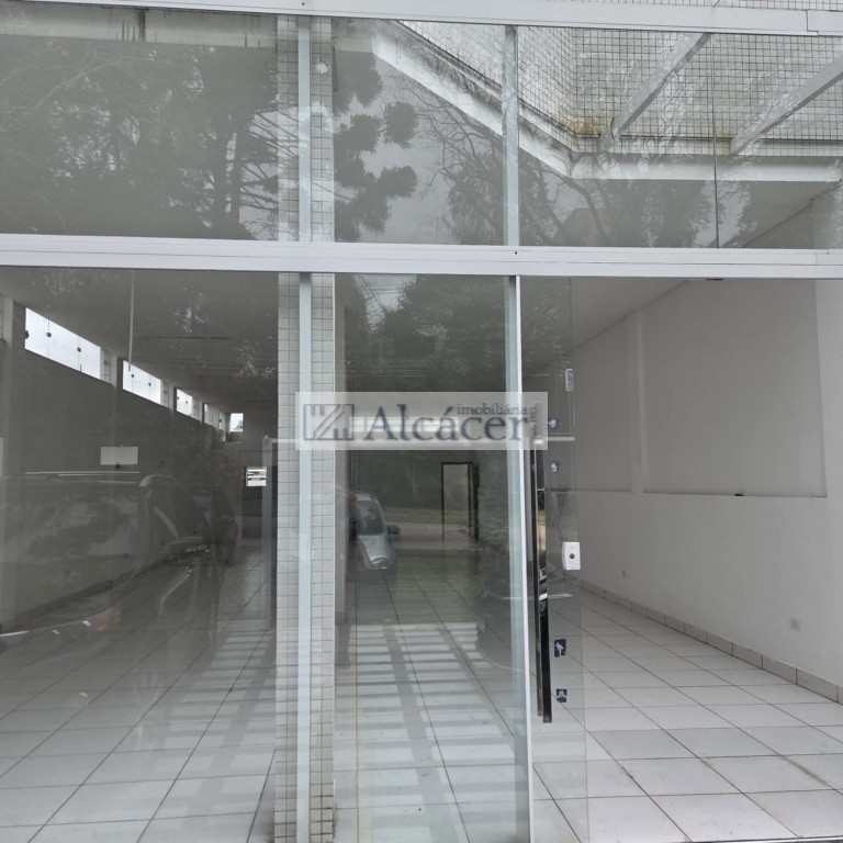 Loja para locacao no Sao Lourenco em Curitiba com 733m² por R$ 9.375,00