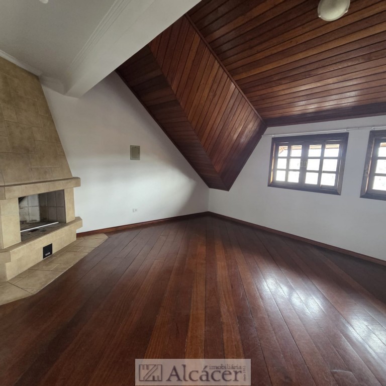 Sobrado para locacao no Boa Vista em Curitiba com 132m² por R$ 5.625,00