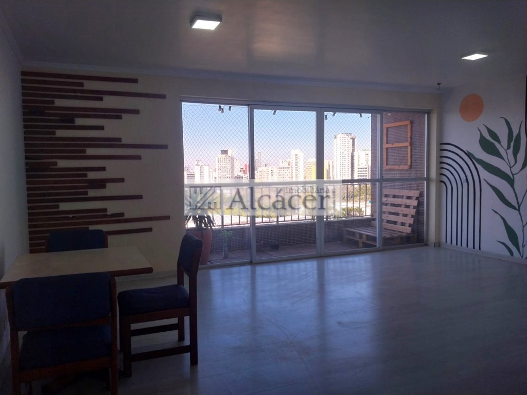 Apartamento para locacao no Alto da Gloria em Curitiba com 177m² por R$ 5.750,00