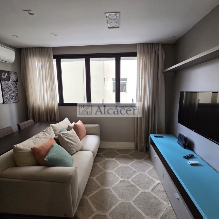 Apartamento para locacao no Sao Francisco em Curitiba com 0m² por R$ 4.500,00
