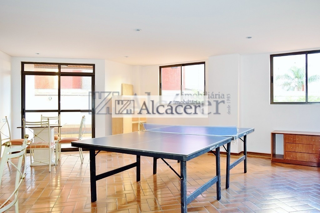 Apartamento para locacao no Bigorrilho em Curitiba com 0m² por R$ 13.750,00