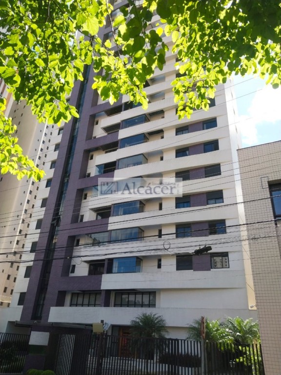 Apartamento para venda no Batel em Curitiba com 213m² por R$ 1.500.000,00
