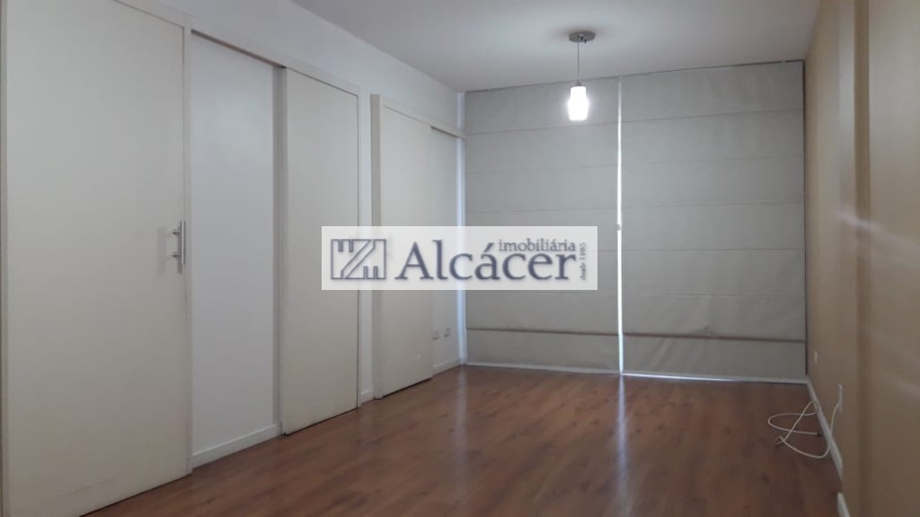 Apartamento para locacao no Centro em Curitiba com 97m² por R$ 2.625,00