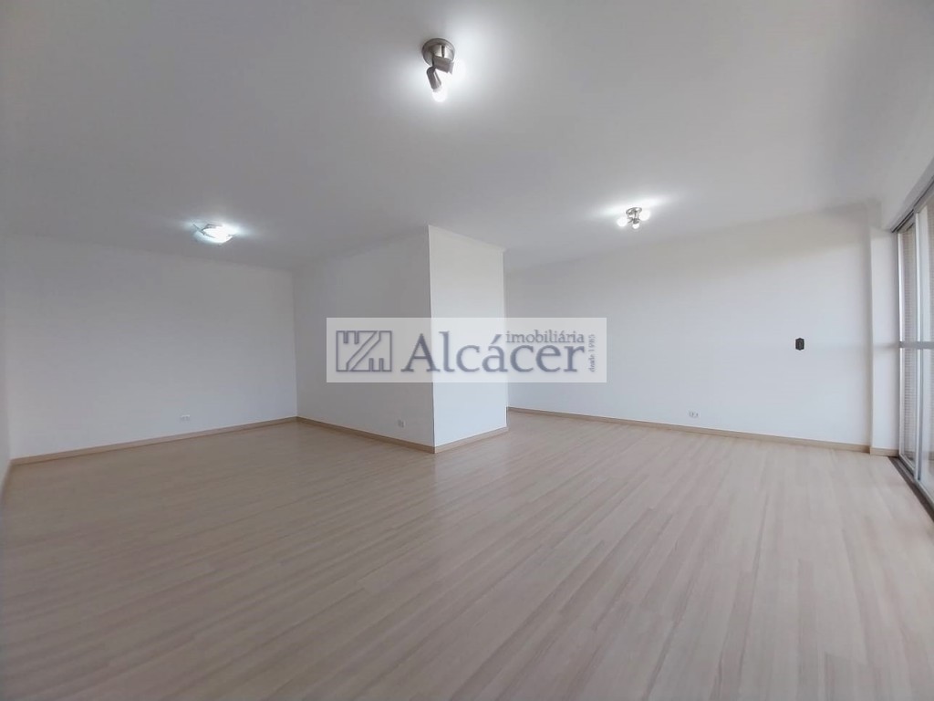 Apartamento para venda no Alto da Gloria em Curitiba com 210m² por R$ 1.200.000,00