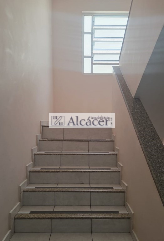 Apartamento para locacao no Ahu em Curitiba com 76,65m² por R$ 2.500,00