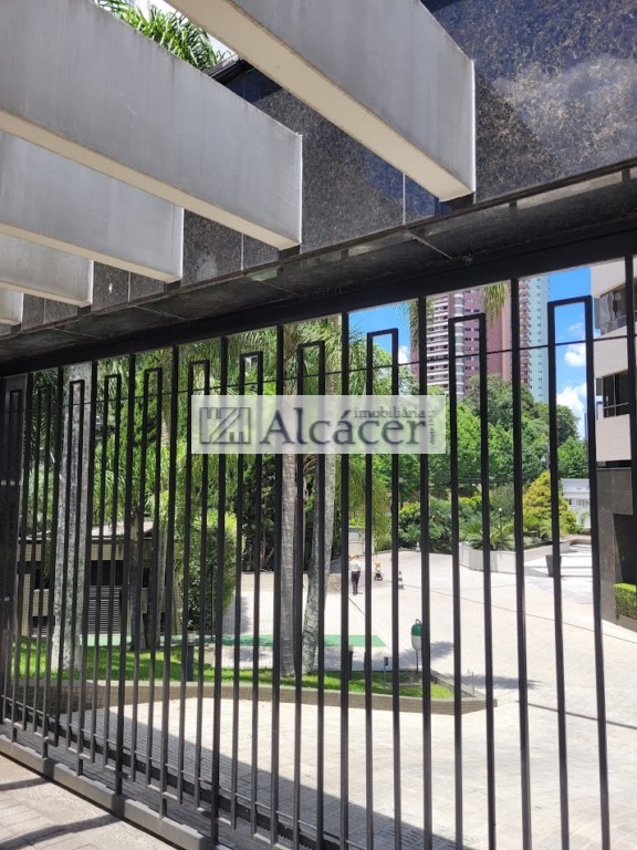 Apartamento para venda no Mossungue em Curitiba com 318m² por R$ 2.950.000,00