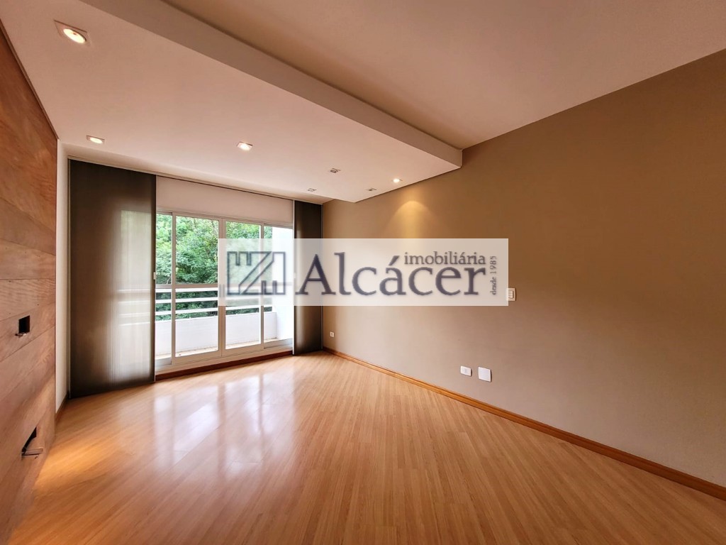 Apartamento para locacao no Ecoville em Curitiba com 197m² por R$ 8.375,00