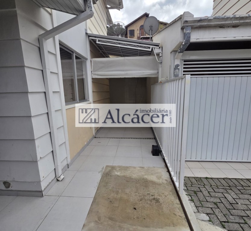 Casa à venda em Santo Inacio, Curitiba — Kondor Imóveis: Imobiliária em Curitiba | Uma imobiliária pra você