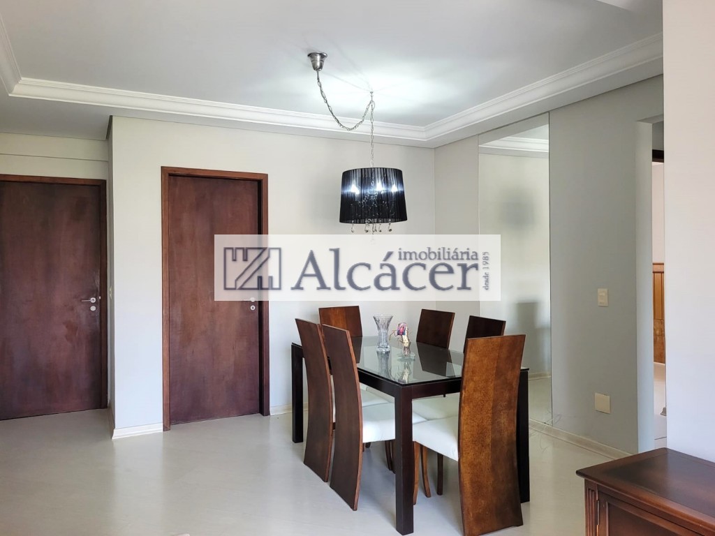 Apartamento para locacao no Bigorrilho em Curitiba com 136m² por R$ 4.500,00