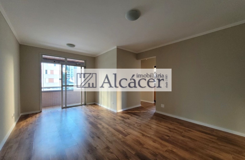 Apartamento para alugar em Champagnat, Curitiba — Portal Chave Fácil