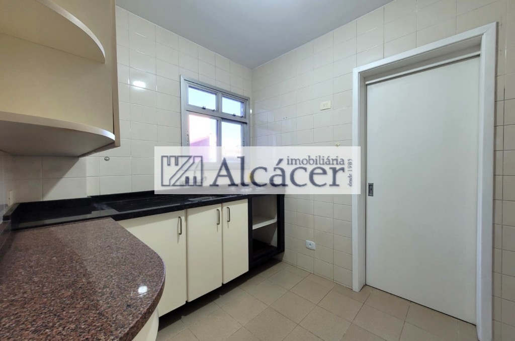 Apartamento para alugar em Champagnat, Curitiba — Galvão Vendas - Imóveis a venda em Curitiba