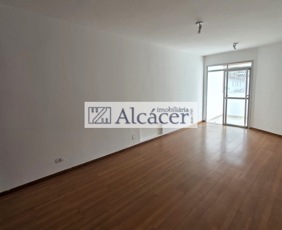 Apartamento para locacao no Bigorrilho em Curitiba com 144,28m² por R$ 4.375,00