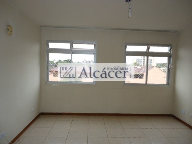 Apartamento para venda no Reboucas em Curitiba com 72,9m² por R$ 270.000,00