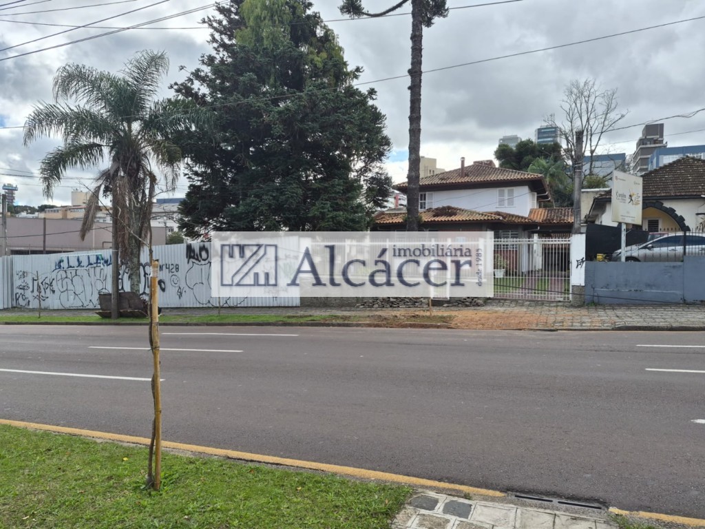 Terreno para venda no Merces em Curitiba com 2.870m² por R$ 10.000.000,00